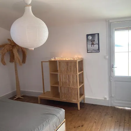 Feriehus Charming Typical Townhouse, 3 Bedrooms Lectoure